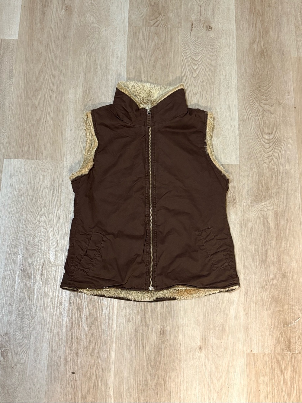 Gap Brown Vest Zip Up Collared Faux Fur Reversible Y2K Bella Swan Autumn Cozy